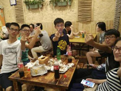 布拖烧烤加盟,学烧烤技术,开烧烤店多少钱疯狂烤翅加盟